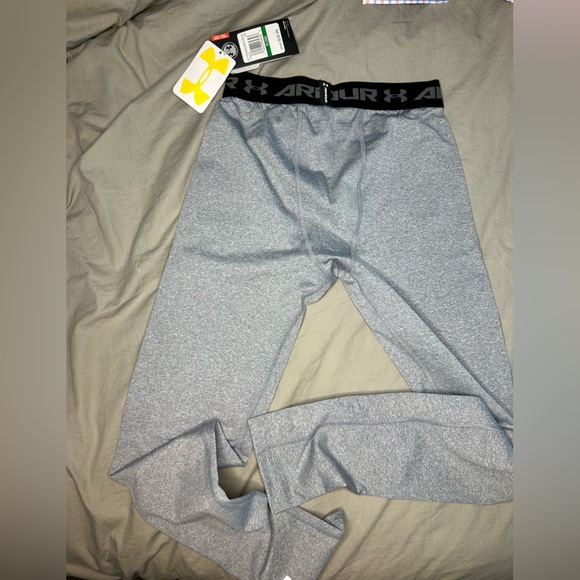 Under Armour Youth Leggings Large NWT - Picture 3 of 3